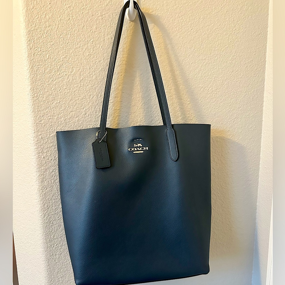 Coach Thea Tote Bag - NWOT